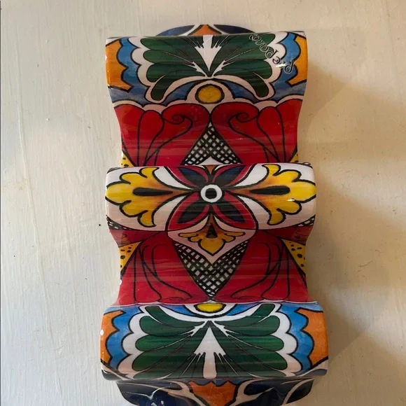 Cinco de Mayo Taco set! 4 taco holders 1 bowl 4 spoons. By Prepara’ - Picture 9 of 16